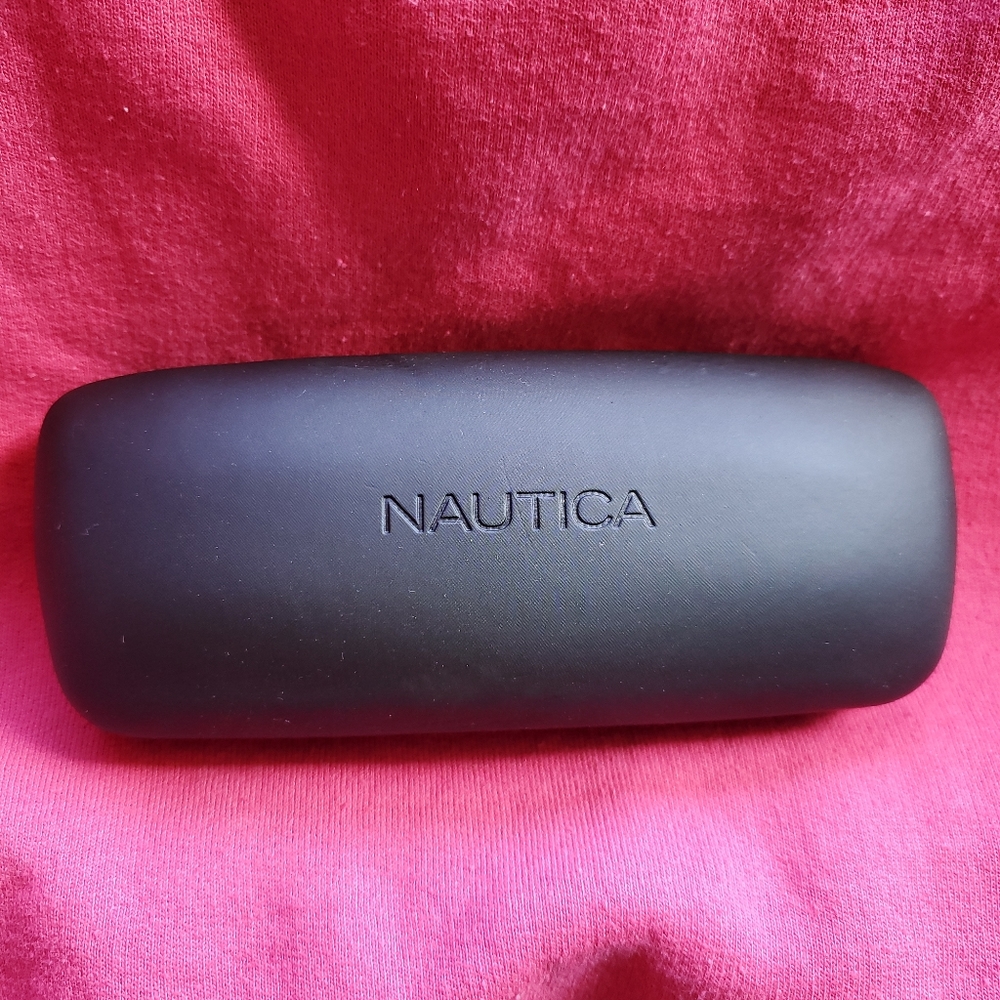 Nautica Glasses Case
